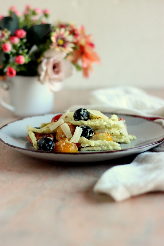 ricetta-pasta-con-pesto-di-zucchine